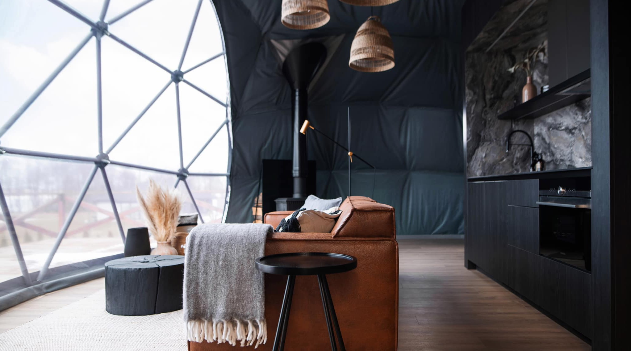 GEODOMAS 8 m / 50 m² glamping kupolas poilsio verslui